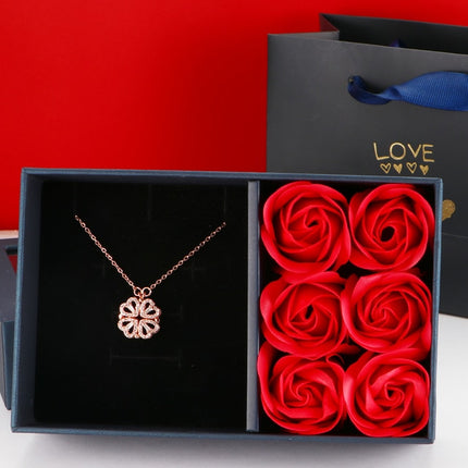 Luxury Four Leaf Clover Necklace Gift Box