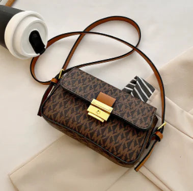 Diagonal Handbag in Summer Leather Cowhide